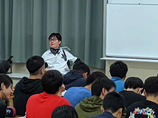 浜松市内の大学で講義の特別講師として参加【2】